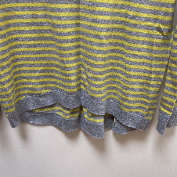 Gap striped sweater; S - Picture 3 of 6